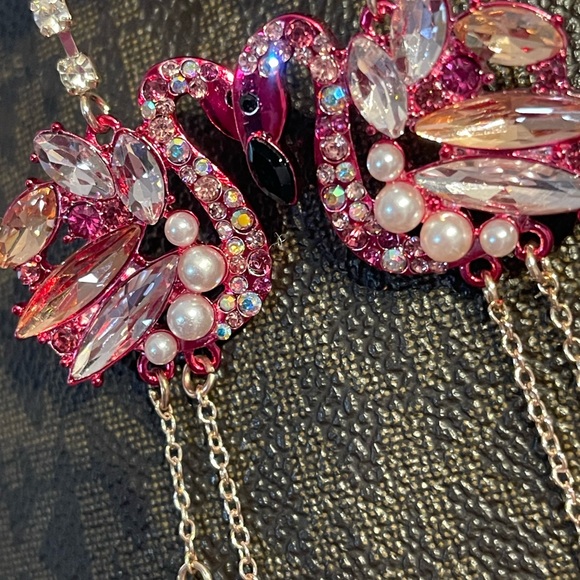 🦩NWT BETSEY JOHNSON BLING FLAMINGO EARRINGS🦩 - Picture 5 of 6